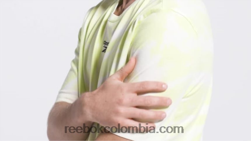 resplandor semienergético playera clásica tie-dye Reebok D260LP991