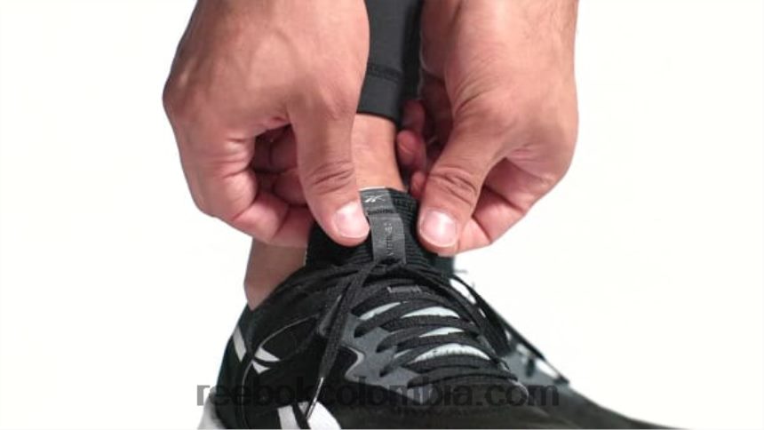 hombres negro núcleo/blanco ftwr/gris puro 8 zapatillas de running para hombre floatride energy symmetros 2 Reebok D260LP1200