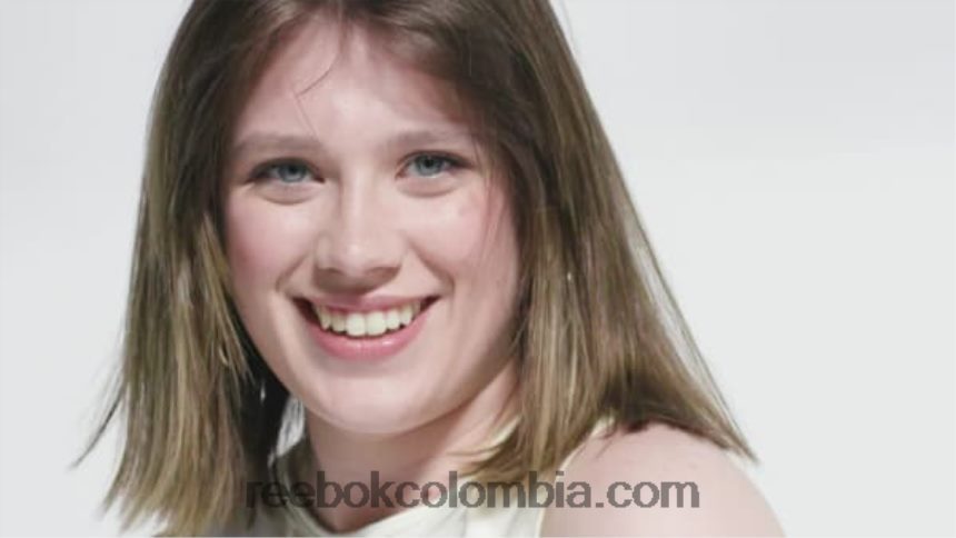 mujer blanco clásico playera sin mangas con gráfico clásico Reebok D260LP672