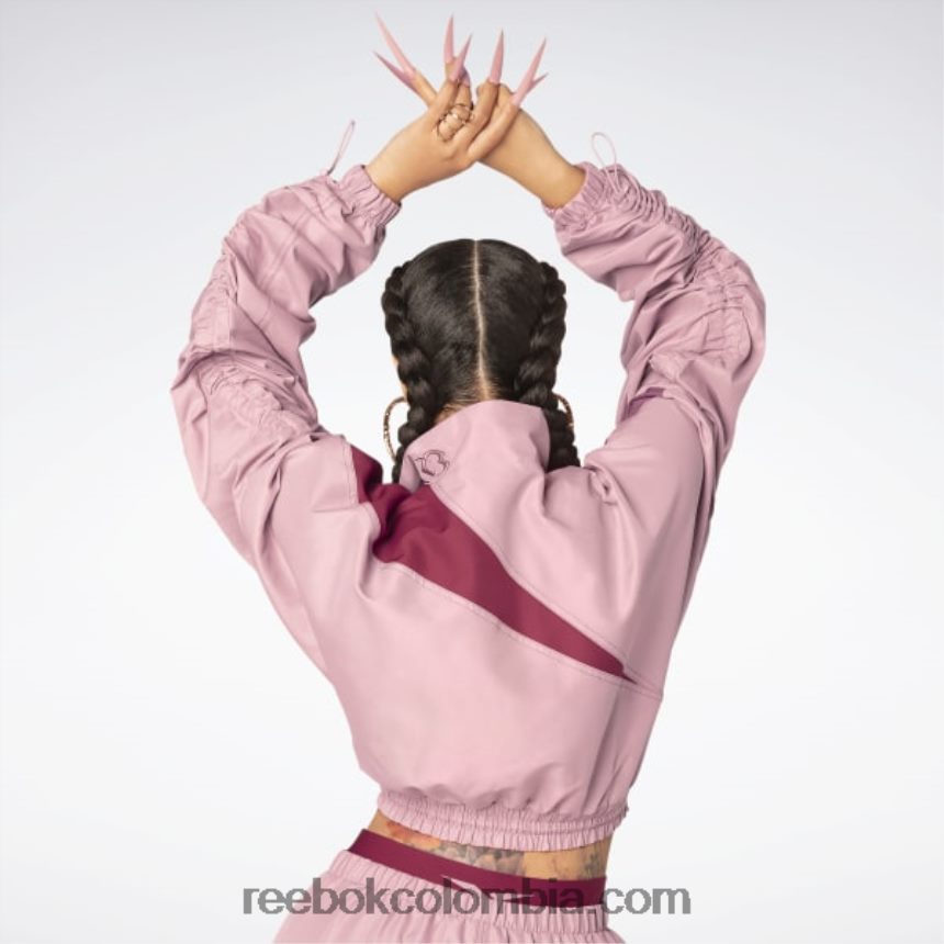 mujer rosa de arena chamarra de satén tejido cardi b Reebok D260LP170