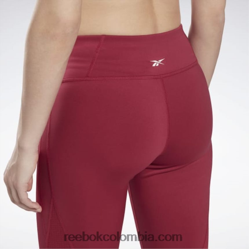 ponche de bayas leggins capri de malla listos para entrenar Reebok D260LP992