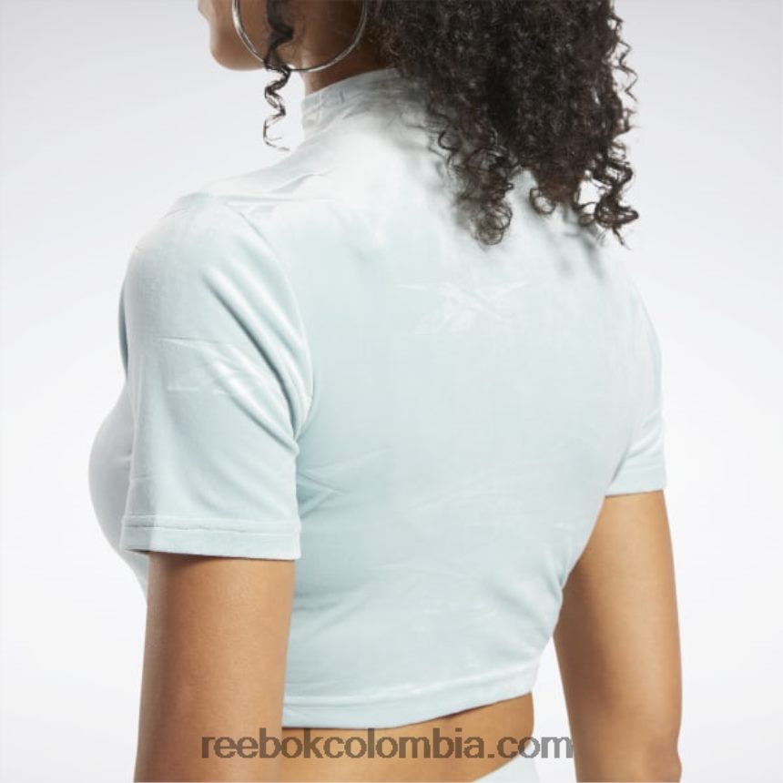 mujer gris junto al mar top clásico de energía ajustado Reebok D260LP887